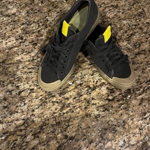 Men’s Adidas Sneakers